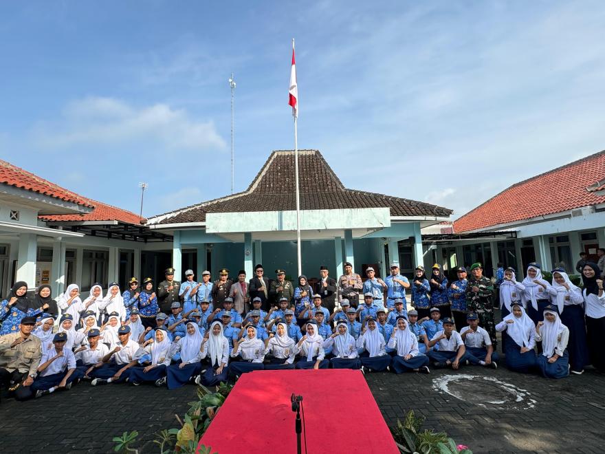 Upacara Peringatan Hari Lahir Pancasila